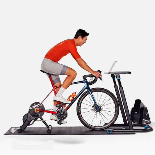 Wahoo KICKR CORE Zwift One mit 1 Jahr Zwift-Mitgliedschaft